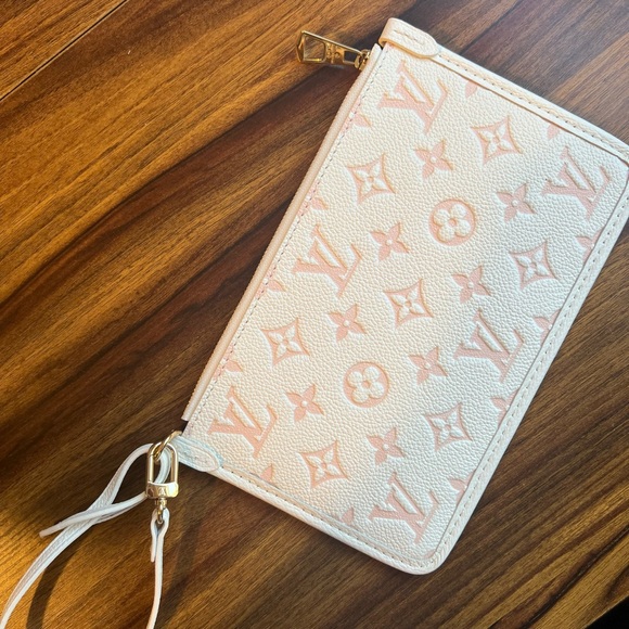 ✨RARE✨ pouch insert for the Louis Vuitton Carry All PM in Latte/Chamallow - Picture 1 of 15